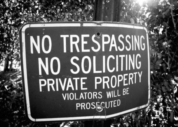 no_trespassing_sign